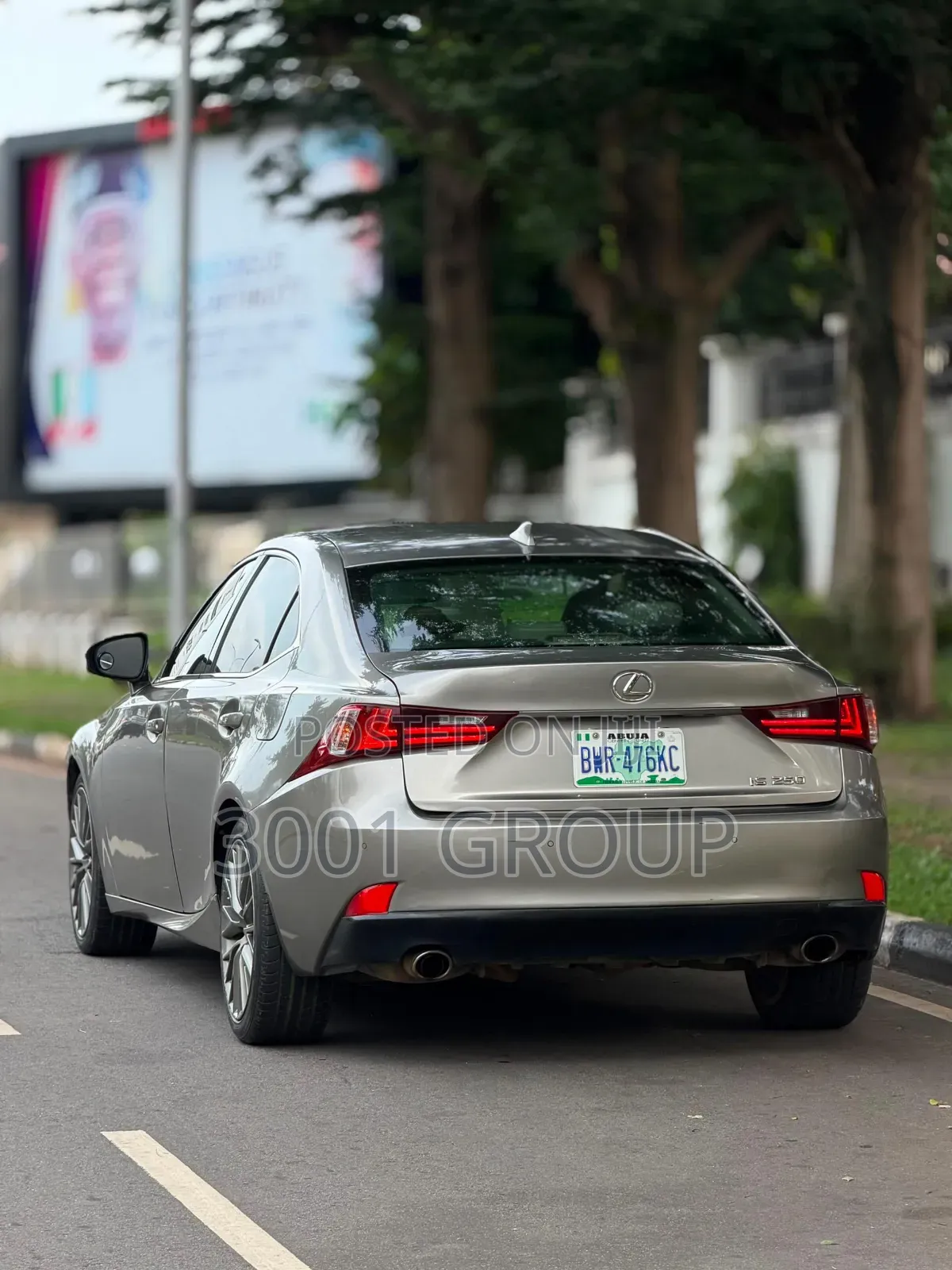 Lexus IS 2014 Gold
