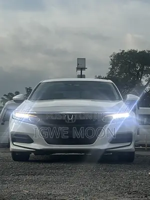 Honda Accord EX (1.5L 4cyl Turbo CVT) 2019 White