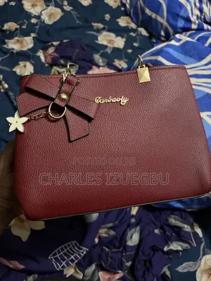 Women’s High Quality Classic Red Hand Bag