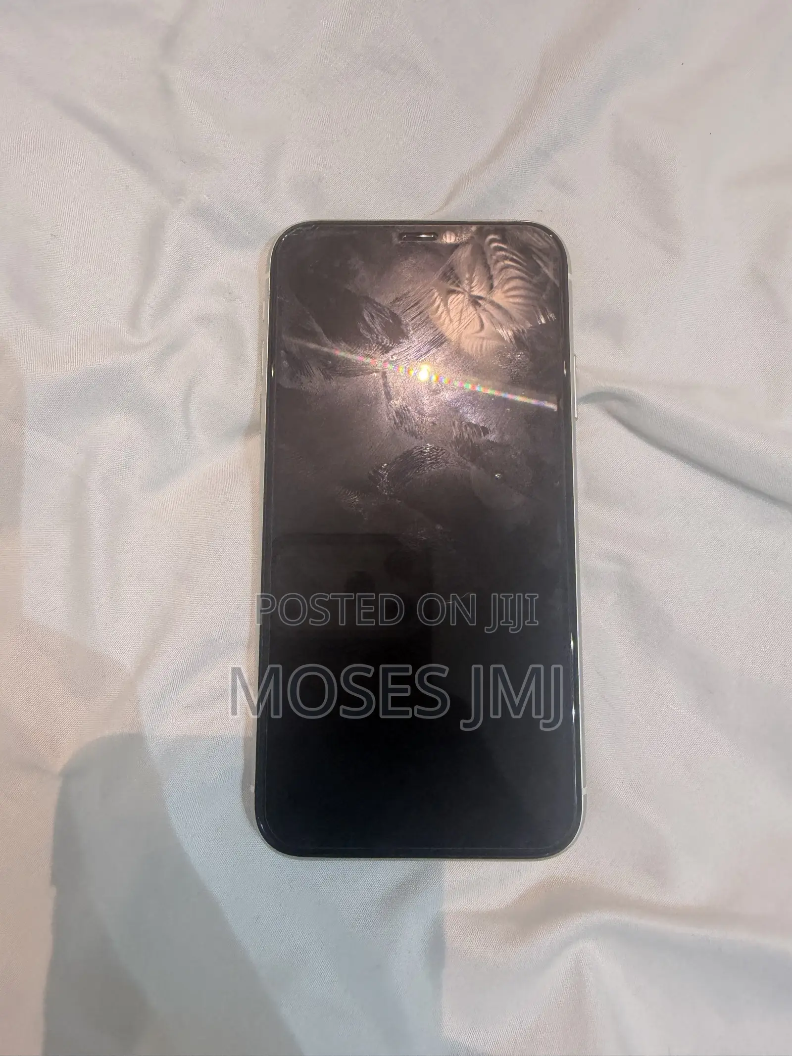 Apple iPhone 11 64 GB White