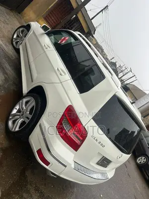 Mercedes-Benz GLK-Class 350 4MATIC 2012 White