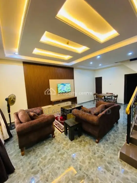 2 Bedroom Duplex