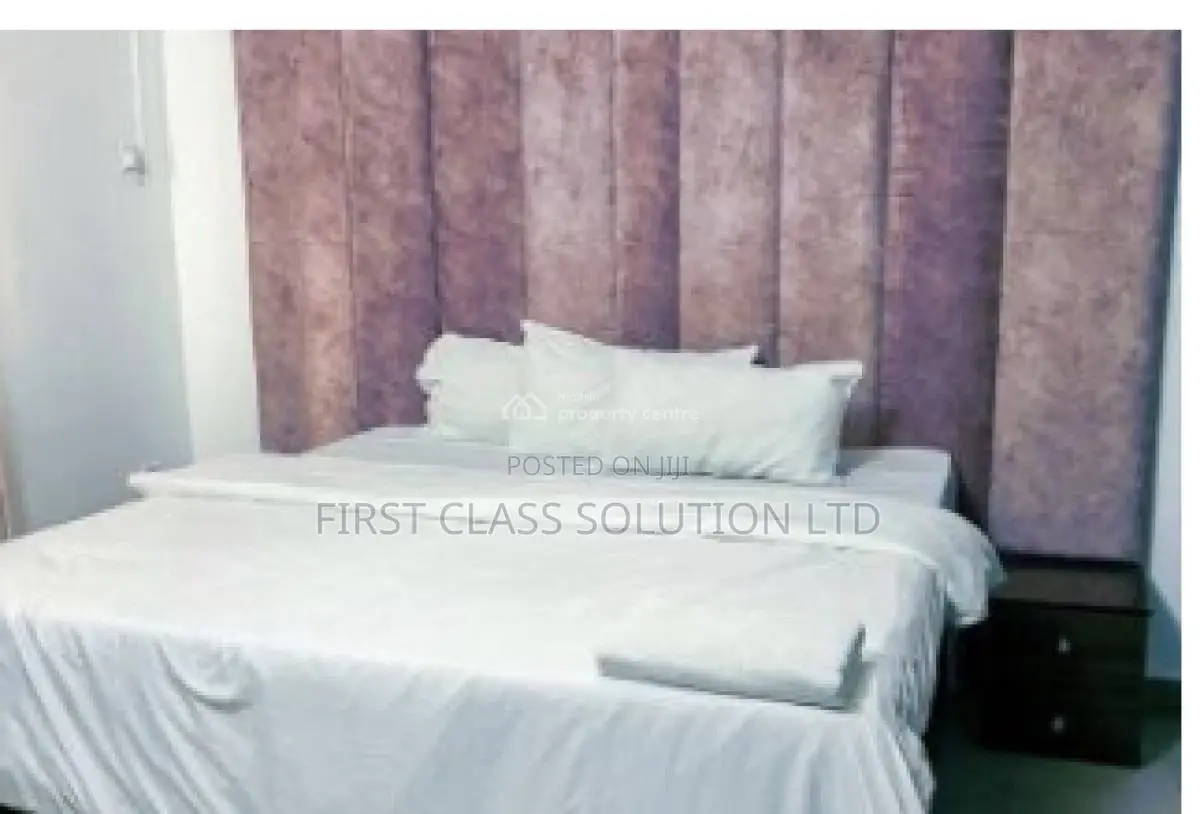 3 Bedrooms Apartment
