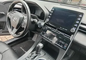 Toyota Avalon XSE Nightshade 2021 Off white