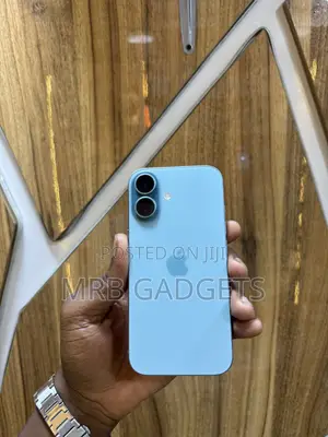 Apple iPhone 16 128 GB Green