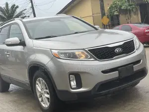 Kia Sorento LX 4dr SUV (2.4L 4cyl 6A) 2015 Silver