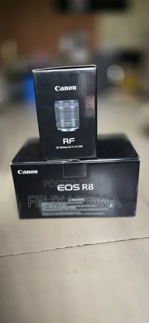 Canon Eos R8 Body and 24-105mm