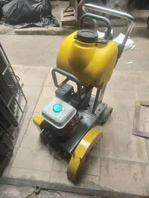 Asphalt/Concrete Cutting Machine
