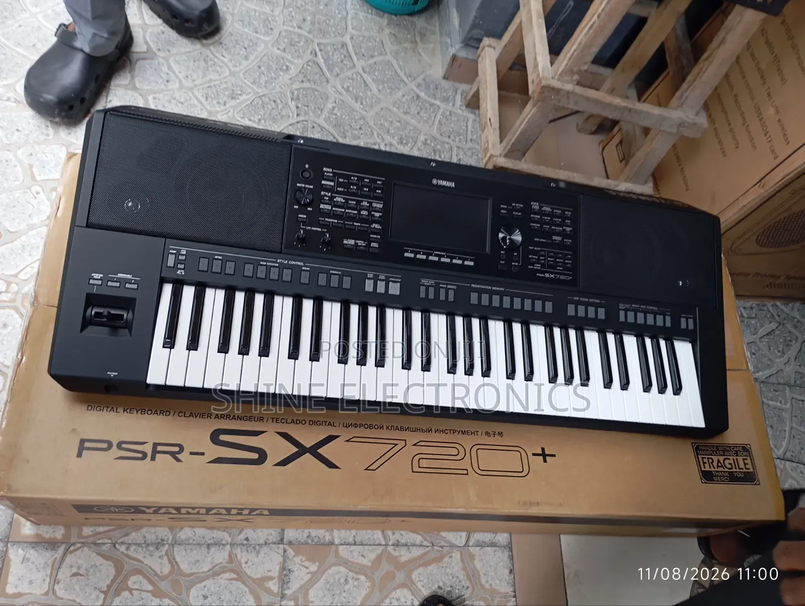 PSR 720+ Work Station Keyboard 61keys