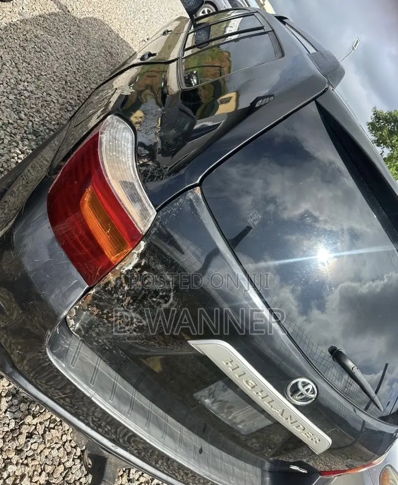 Toyota Highlander 2010 Black