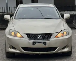 Lexus IS 250 2009 Gold