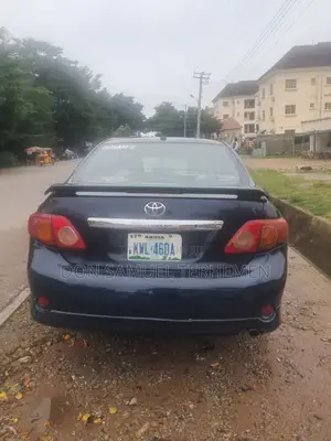 Toyota Corolla Base 4dr Sedan (1.8L 4cyl 5M) 2010 Blue