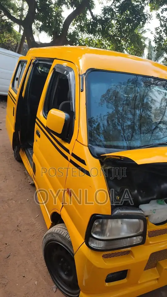 Suzuki Every 2008 Yellow