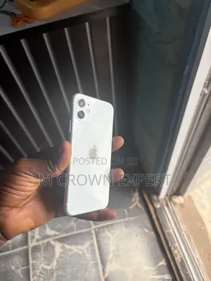 Apple iPhone 11 64 GB White