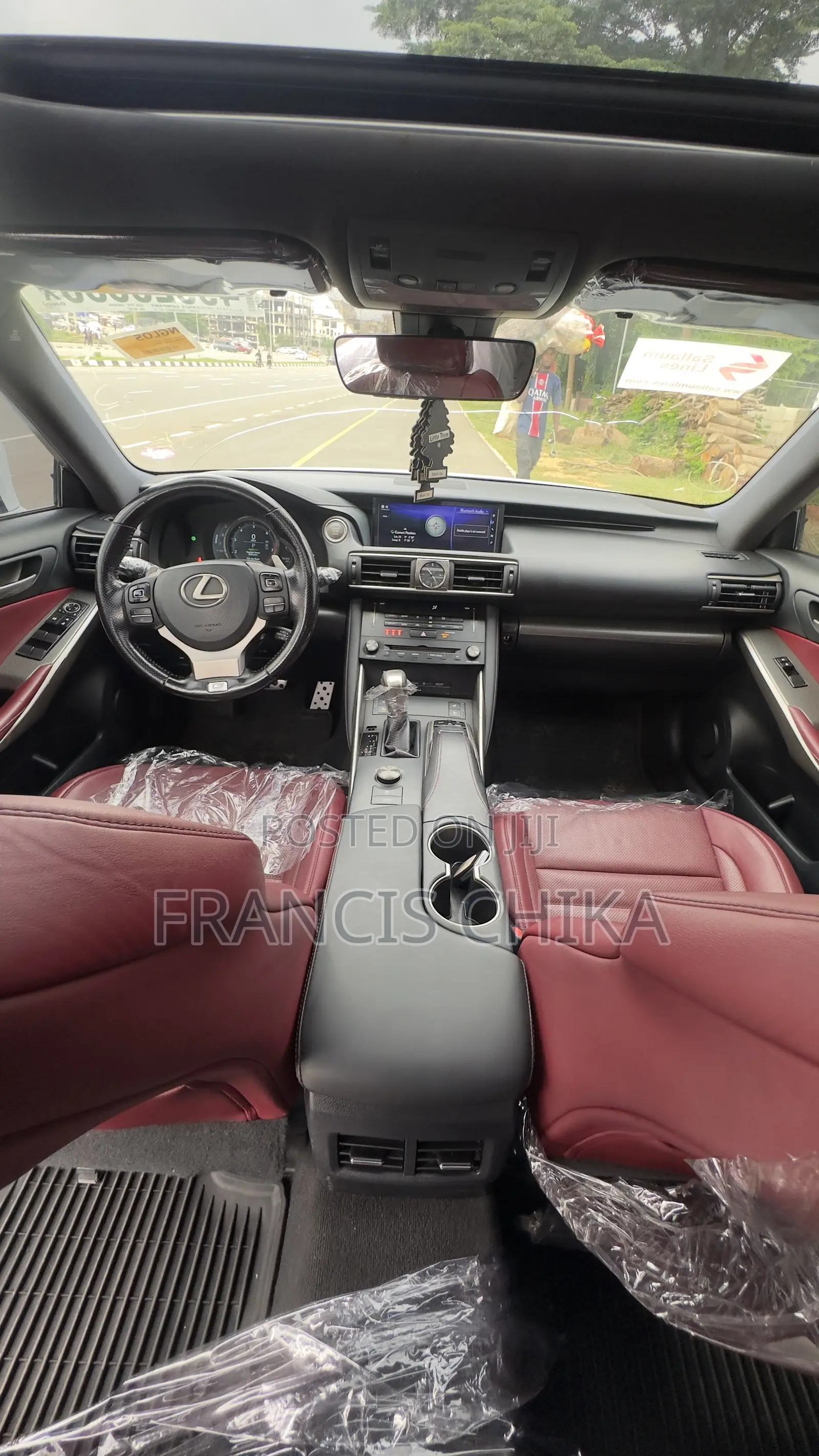 Lexus IS 300 AWD 2017 White