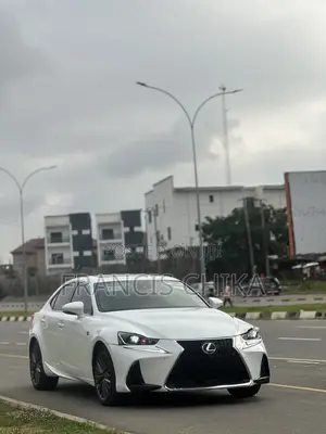 Lexus IS 300 AWD 2017 White