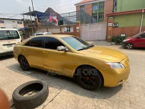 Toyota Camry 2008 Gold