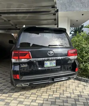 New Toyota Land Cruiser 2021 Black