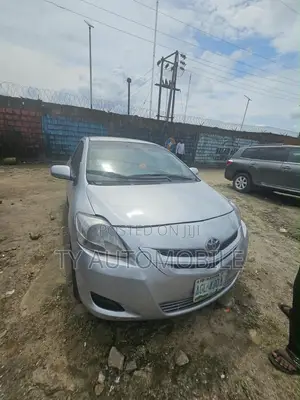 Toyota Yaris 2009 Silver