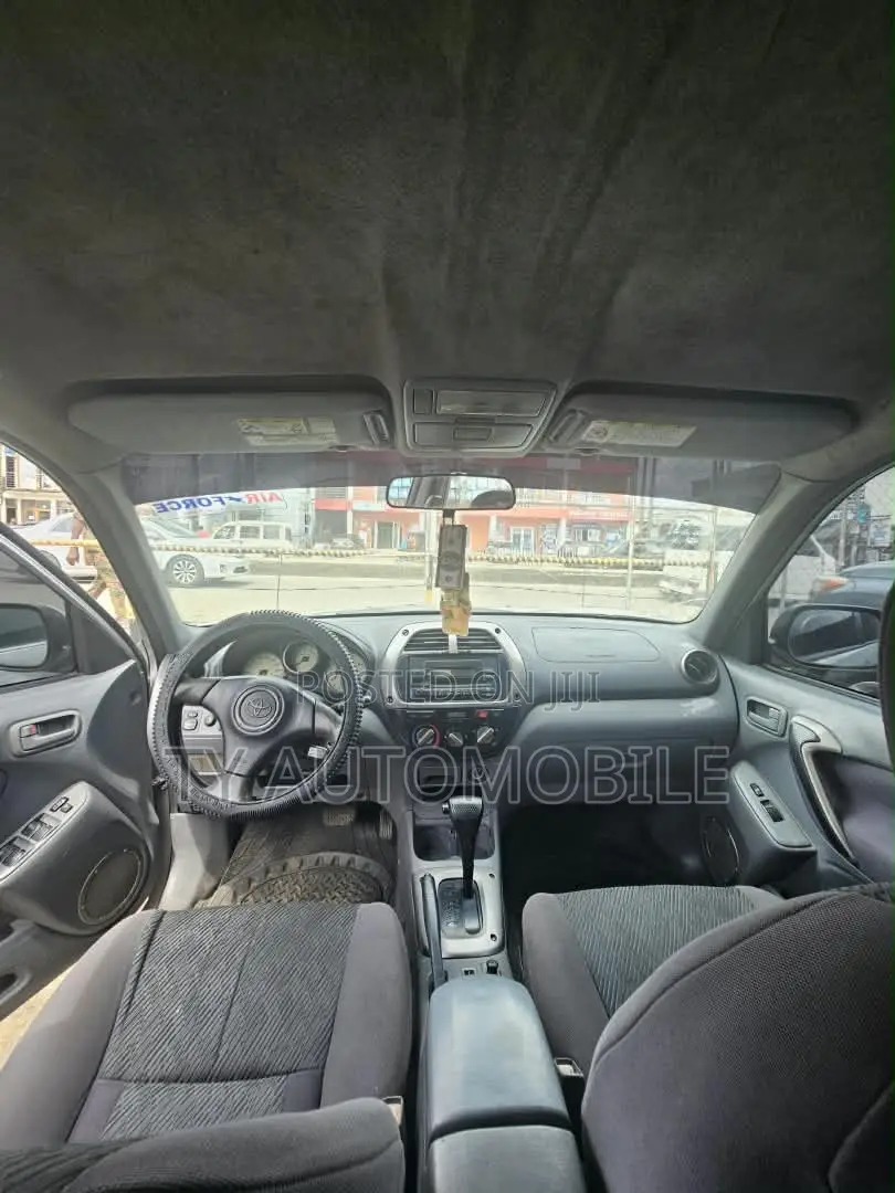 Toyota RAV4 2005 Silver