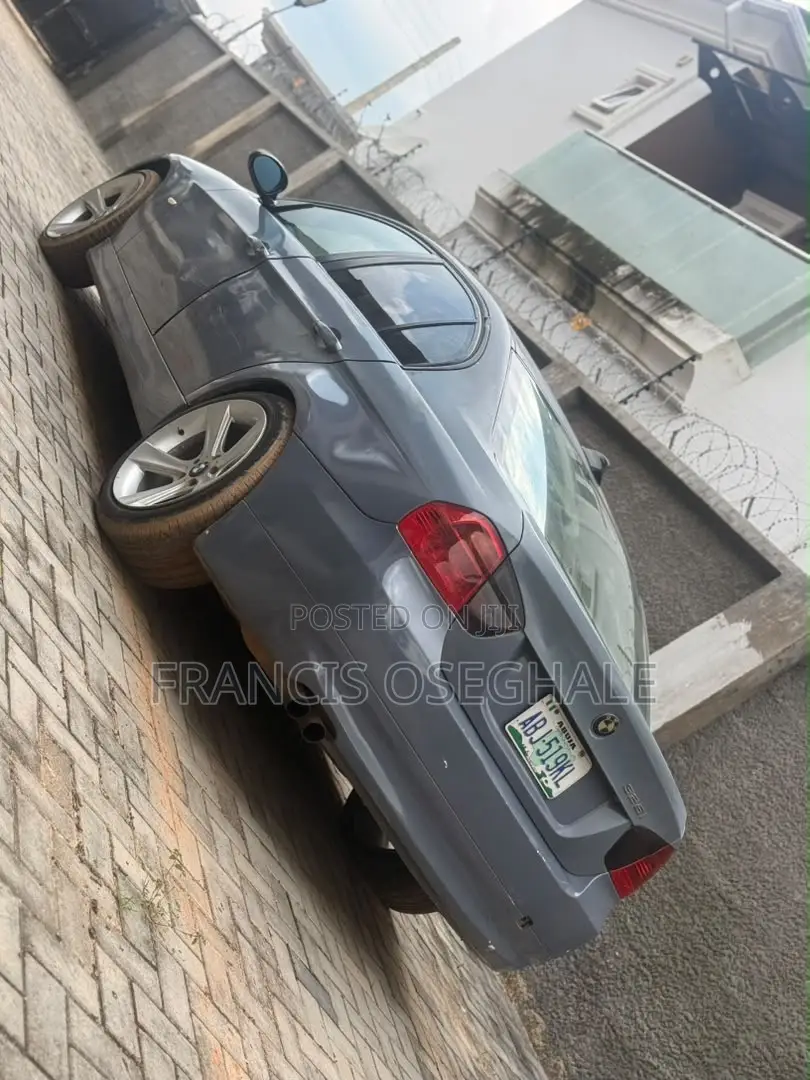 BMW 325i 2006