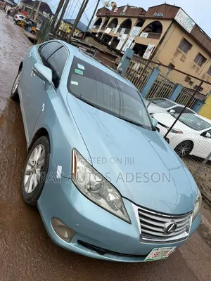 Lexus ES 350 2011 Blue