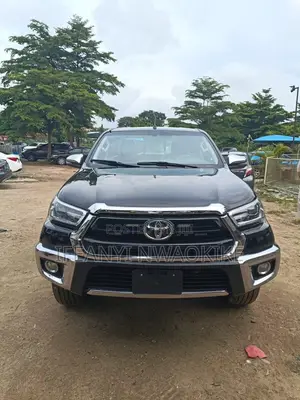 Toyota Hilux 2023 Black