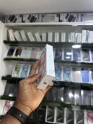 New Apple iPhone 15 256 GB Pink