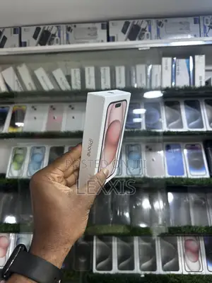 New Apple iPhone 15 256 GB Pink