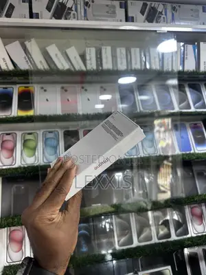 New Apple iPhone 15 256 GB Pink