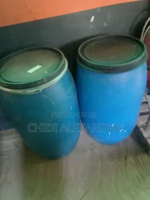 225kg Plastic Drums With Metal Ring Available