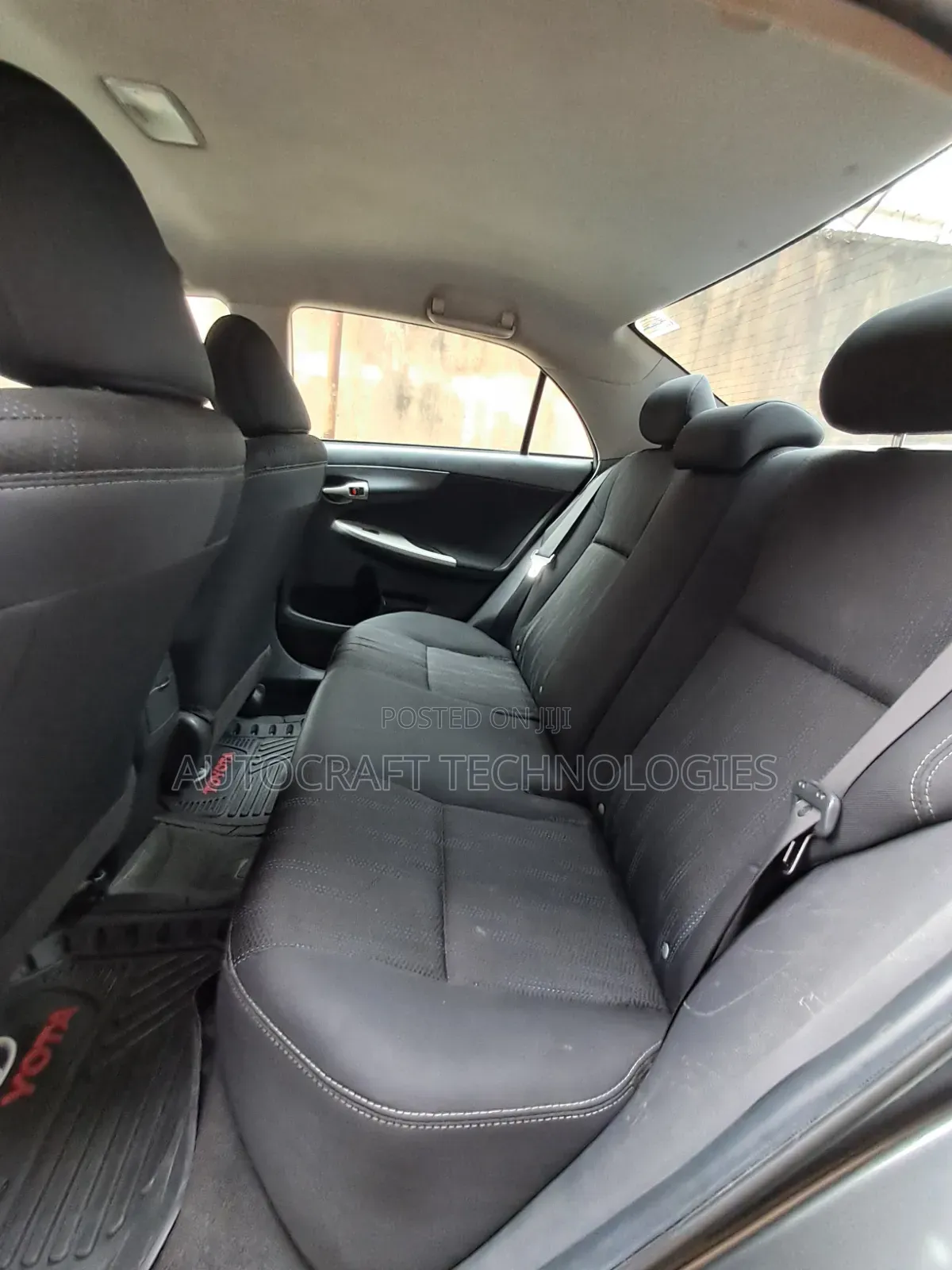 Toyota Corolla 2013 Gray