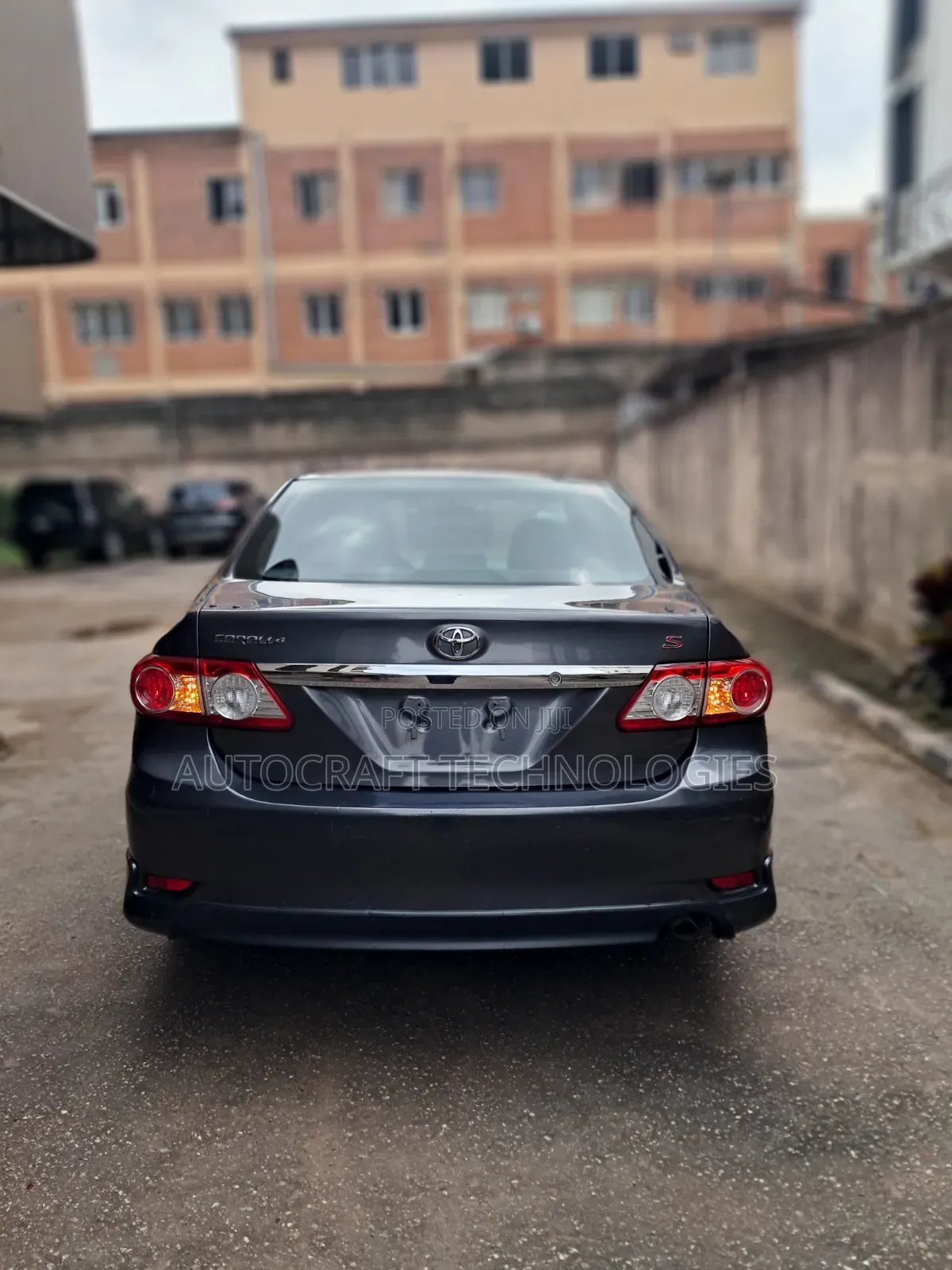 Toyota Corolla 2013 Gray
