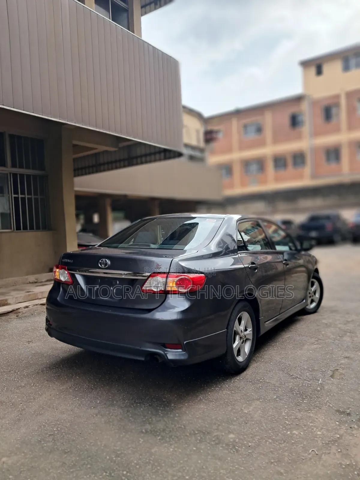 Toyota Corolla 2013 Gray