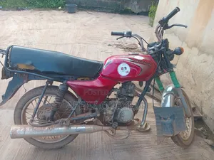 Bajaj Boxer 2021 Red