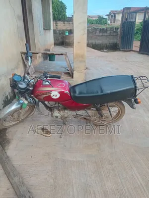 Bajaj Boxer 2021 Red