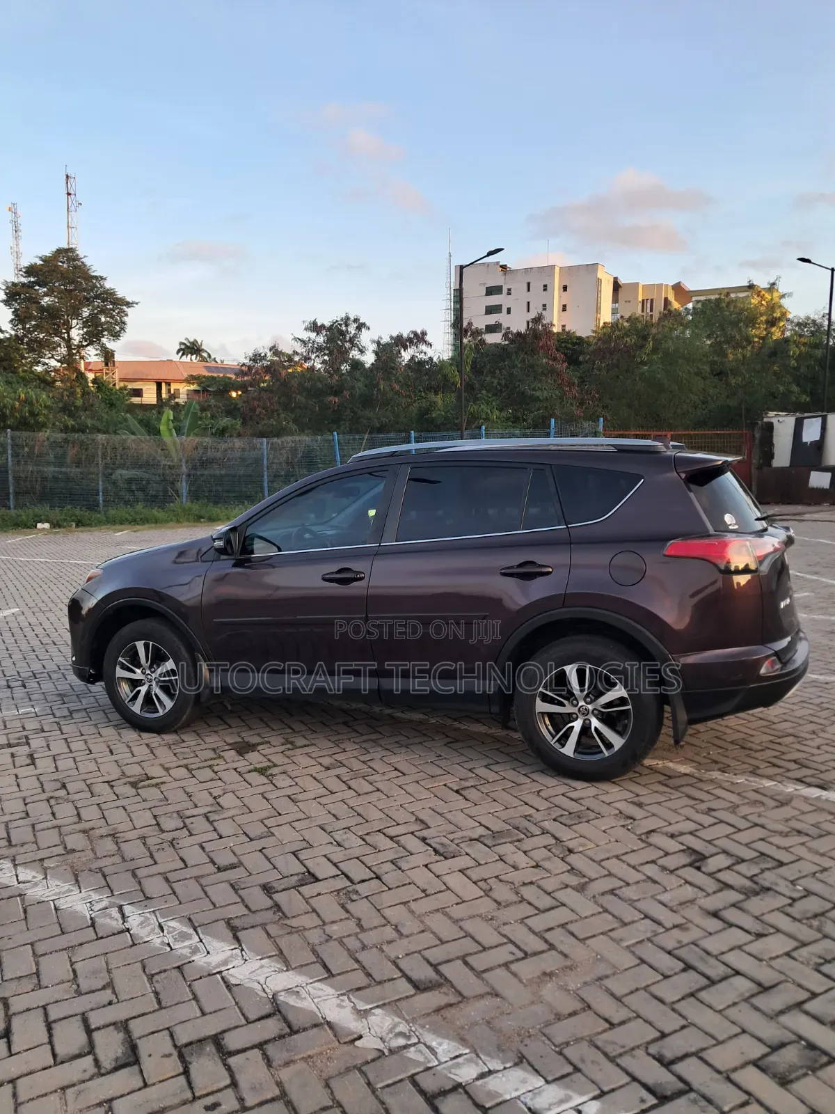 Toyota RAV4 2017 Burgundy