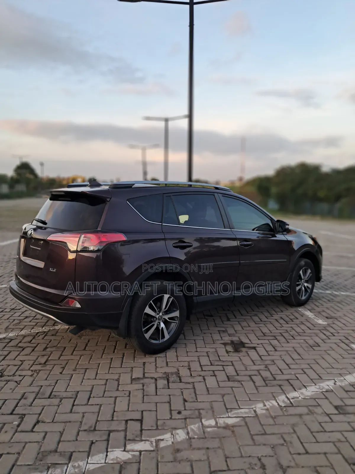 Toyota RAV4 2017 Burgundy