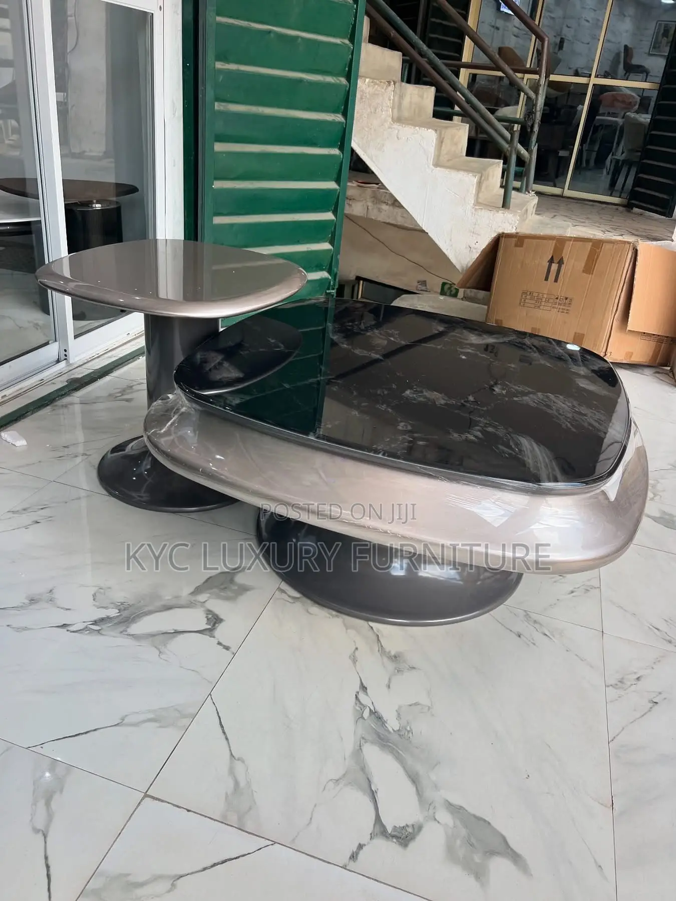 Center/Coffee Table