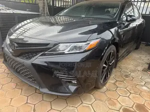 Toyota Camry SE (2.5L 4cyl 8A) 2019 Black