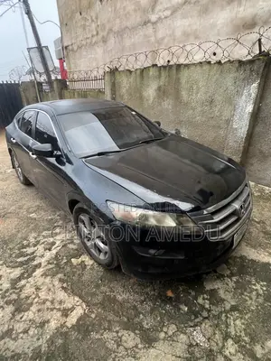 Honda Crosstour 2010 Black