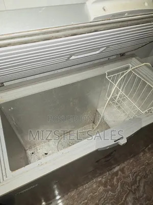 11 Months Used 258lt SnowSea Deep Freezer
