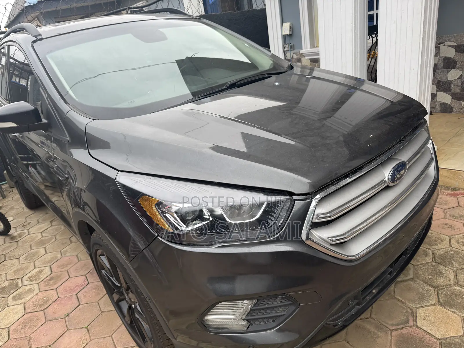 Ford Escape Titanium 4x4 2019 Gray