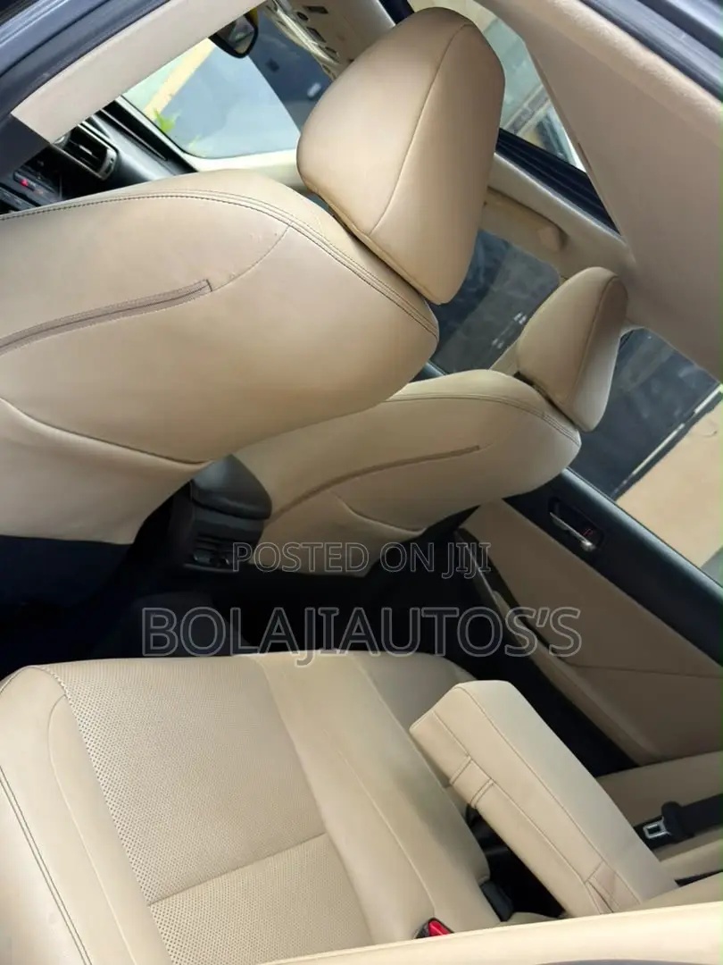 Lexus IS 250 2014 Gray