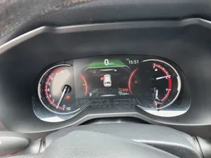 Toyota RAV4 XLE 2021 White