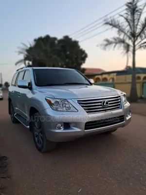 Lexus LX 570 2011 Silver