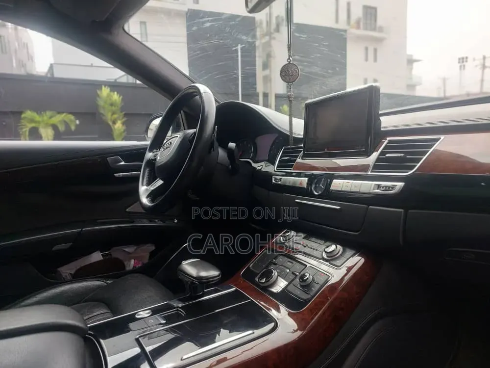 Audi A8 4.2 Quattro 2012 Black