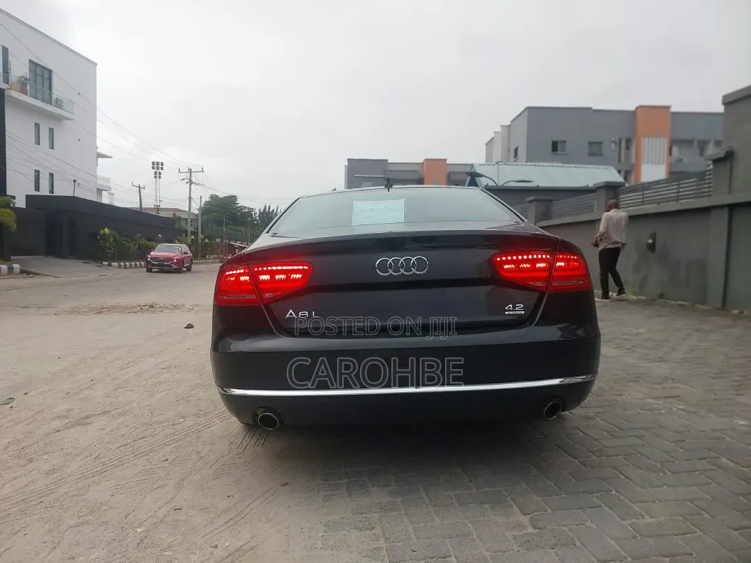 Audi A8 4.2 Quattro 2012 Black