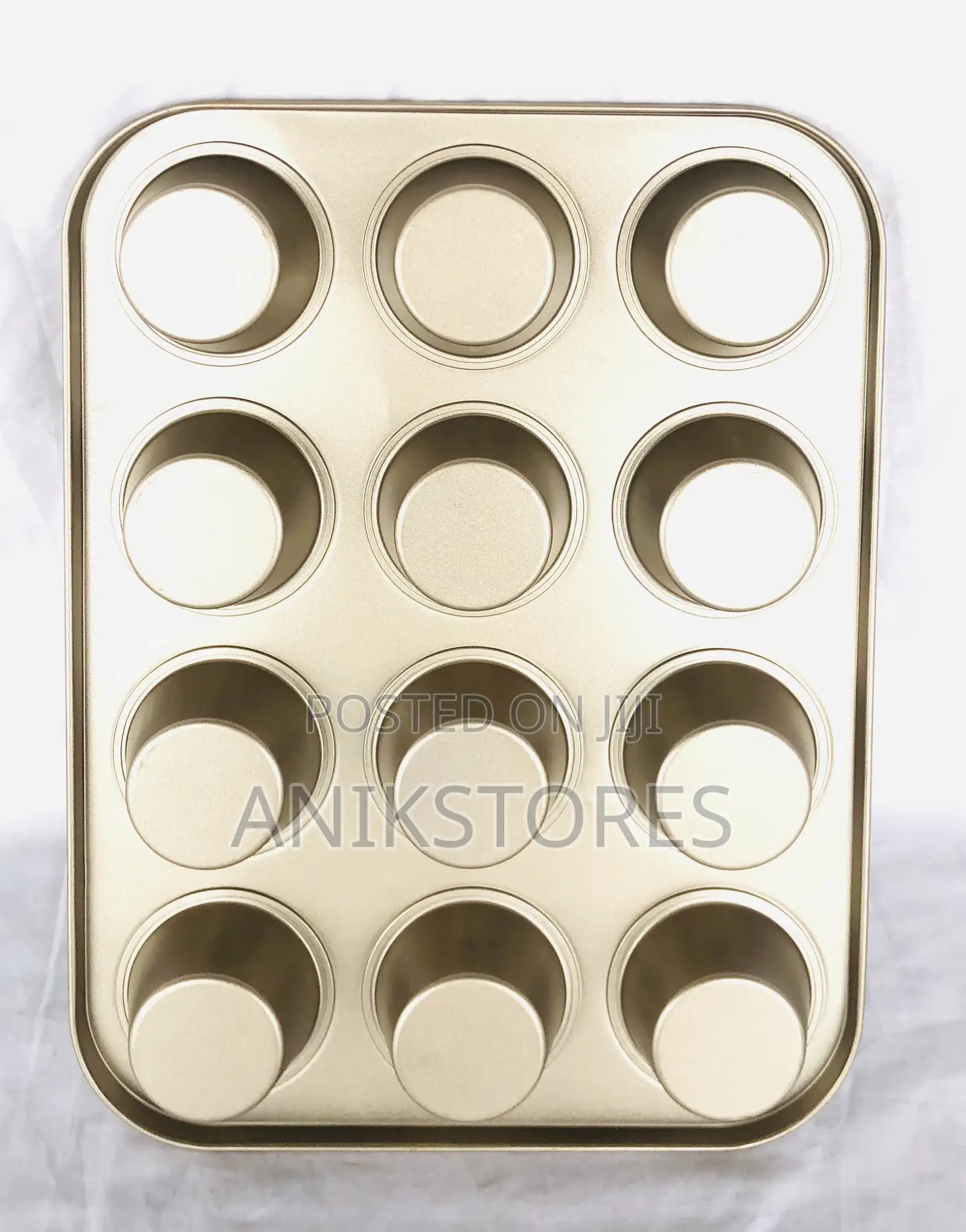 12 Holes Cupcake Pan