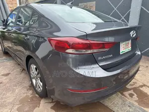 Hyundai Elantra SE 2018 Gray